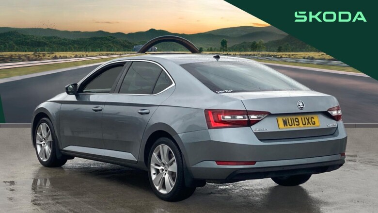 Skoda Superb 1.5 TSI SE L Executive 5dr DSG Petrol Hatchback